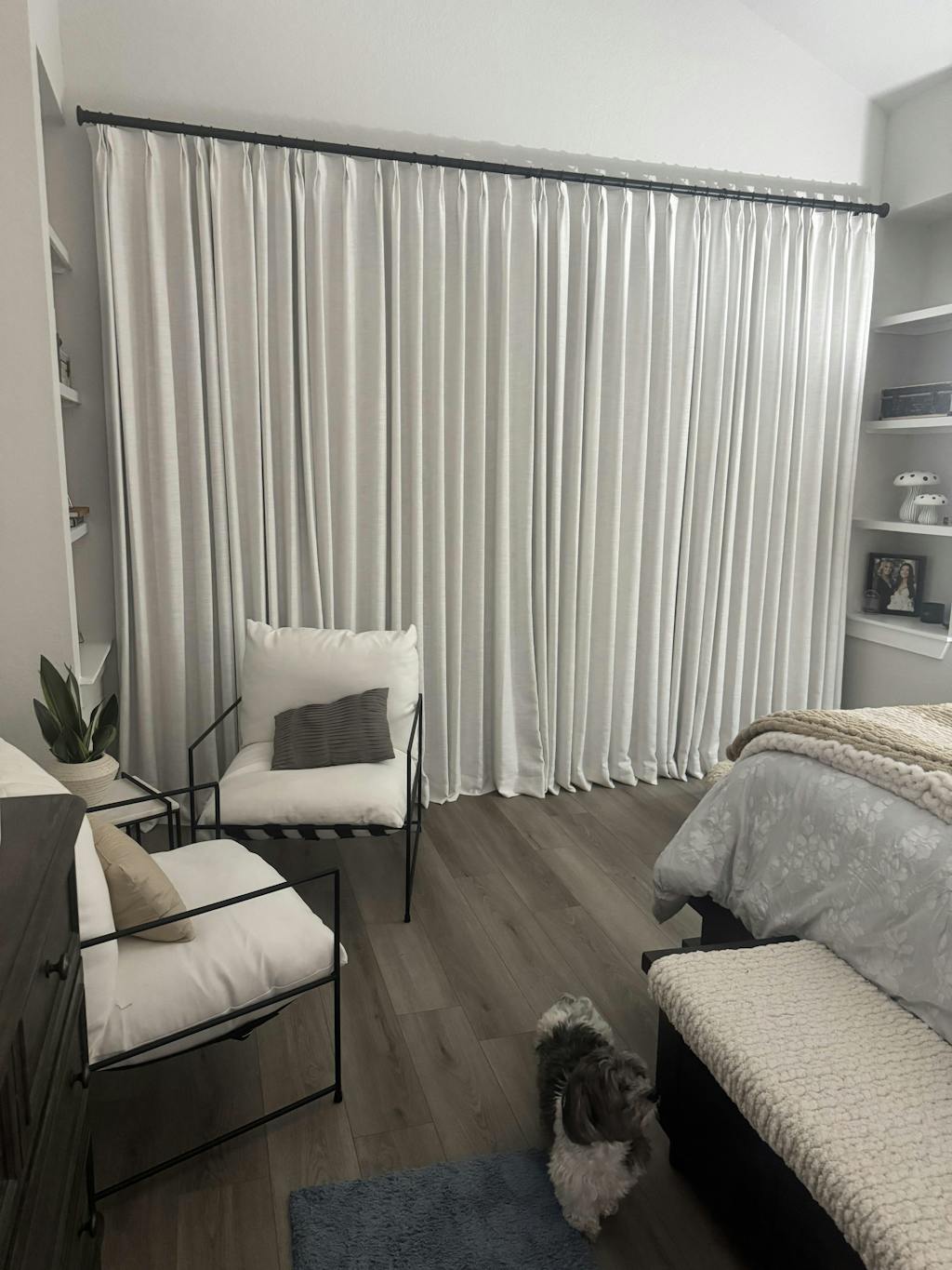 Liz Linen Pinch Pleat Ready Made Curtain with Blackout Thermal Lining detail